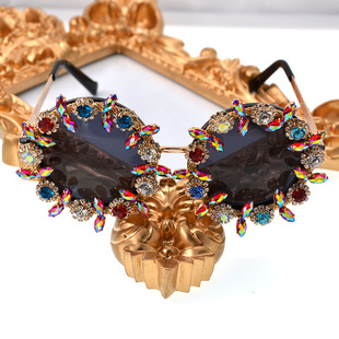 [2019花边复古太阳眼镜 新款时尚水钻太阳花朵立体墨镜女士批发]