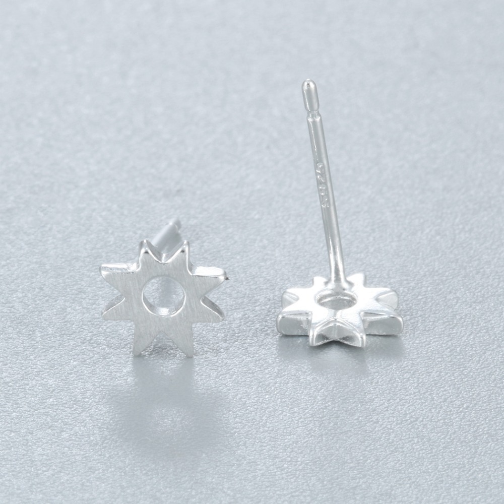 Little Sun Earrings Alloy Plating Cute Sunflower Ear Studs Wholesale display picture 2