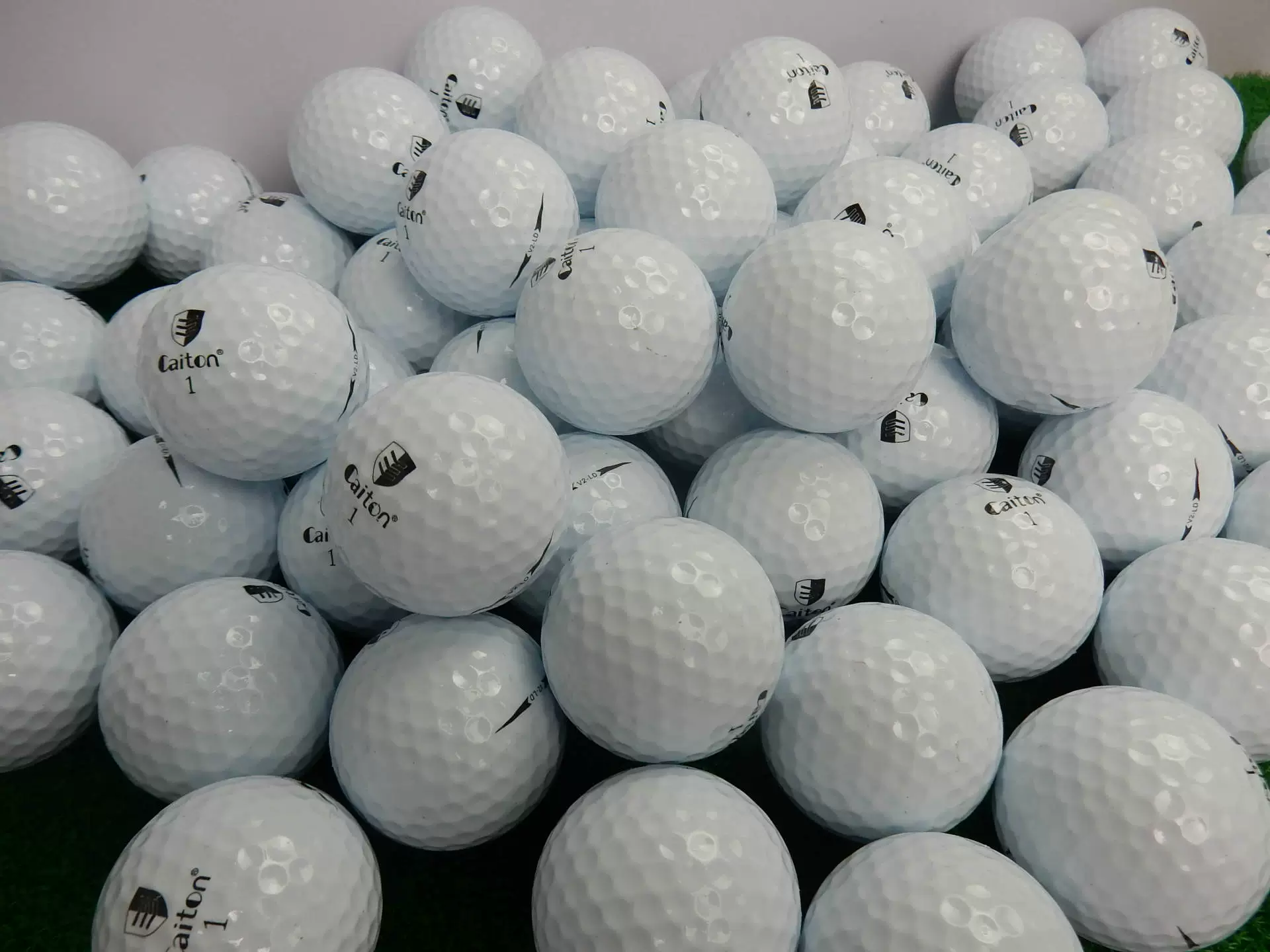 Двухслойная практика мяч дизайн логотип baishite фабрика оптом Гольф Практика мяч