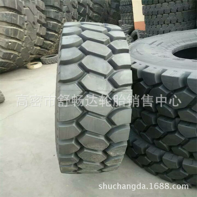 现货供应14.00R24矿用钢丝轮胎 宽体自卸车轮胎 越野轮胎