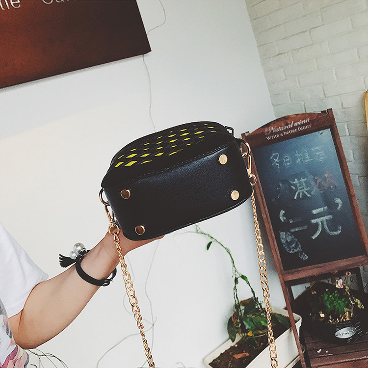 女生时尚包包女2017新款潮斜挎包韩版咖啡杯链条女包个性创意