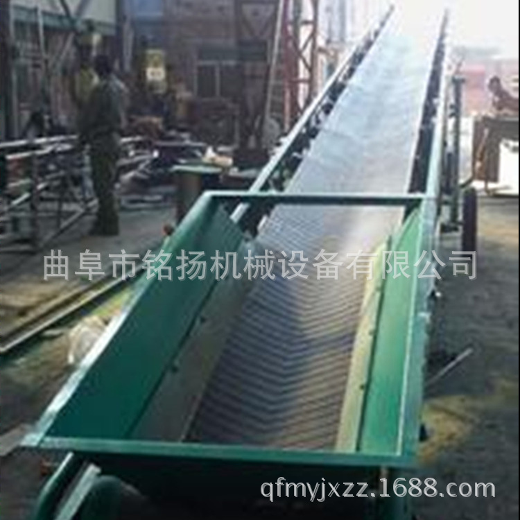 安全操作护栏型装车用皮带输送机快速上料可手摇升降式加厚耐磨皮带输送机