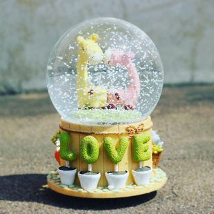 Factory in stock Crystal Ball Special Snowflake crafts decoration white snow pollen irregular color snowflake wholesale
