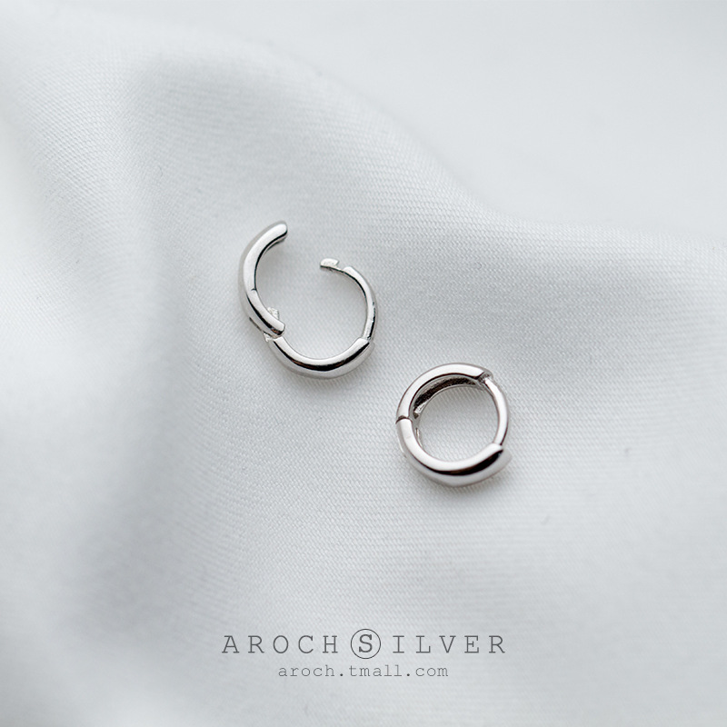 S925 botón de orejas de plata para mujeres estilo japonés y coreano simple brillante círculo corto de orejas temperamento botón de orejas clavo de orejas E1013