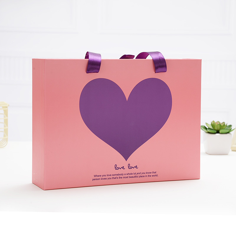 母亲节礼盒粉色紫色爱心礼盒情人节礼盒教师节礼物盒现货厂家批发