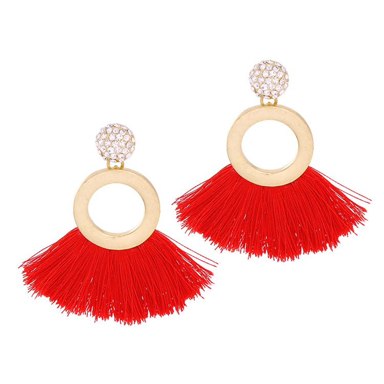 Personnalisé Grande Oreille Goujons Européen Et Américain Personnalisé Alliage Ornement De Femmes Populaire Diamant Gland Boucles D'oreilles Circulaires Gros Livraison display picture 10