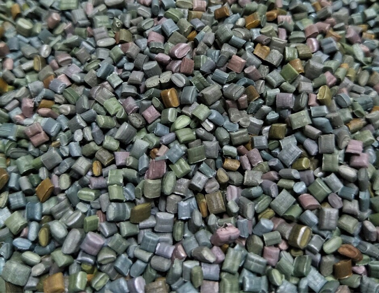 供应复合料.再生塑料二料.聚脂丙.聚/PP再生料