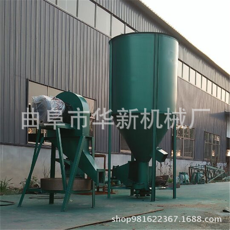 威海 自吸粉碎搅拌机 蛋鸡饲料搅拌粉碎机 立式半吨粉碎搅拌机