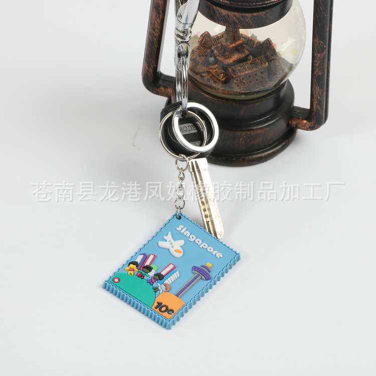 生产供应 卡通钥匙扣定制 创意小礼品卡通钥匙扣 胶钥匙扣挂件
