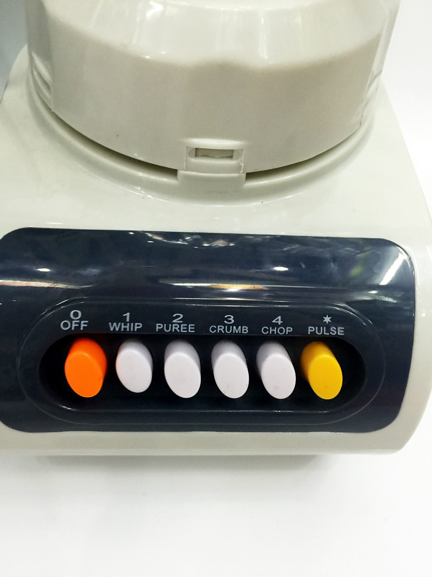 3379411029_1177941371