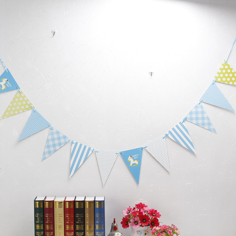 蓝色木马三角旗