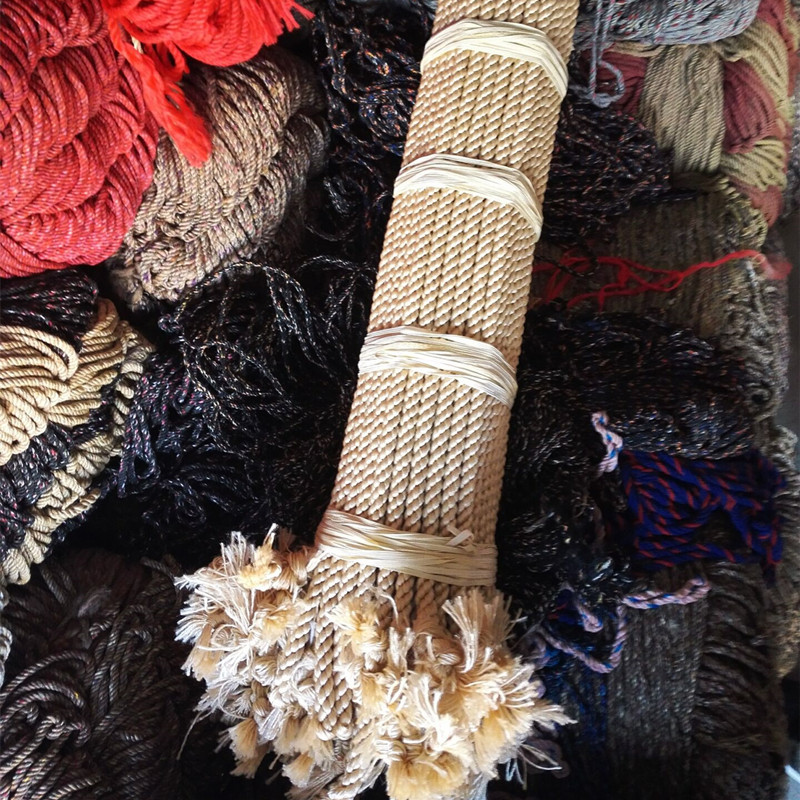 PP丙纶地毯丝栓牛绳尼龙绳 布条彩色纯色栓马牛缰绳批发