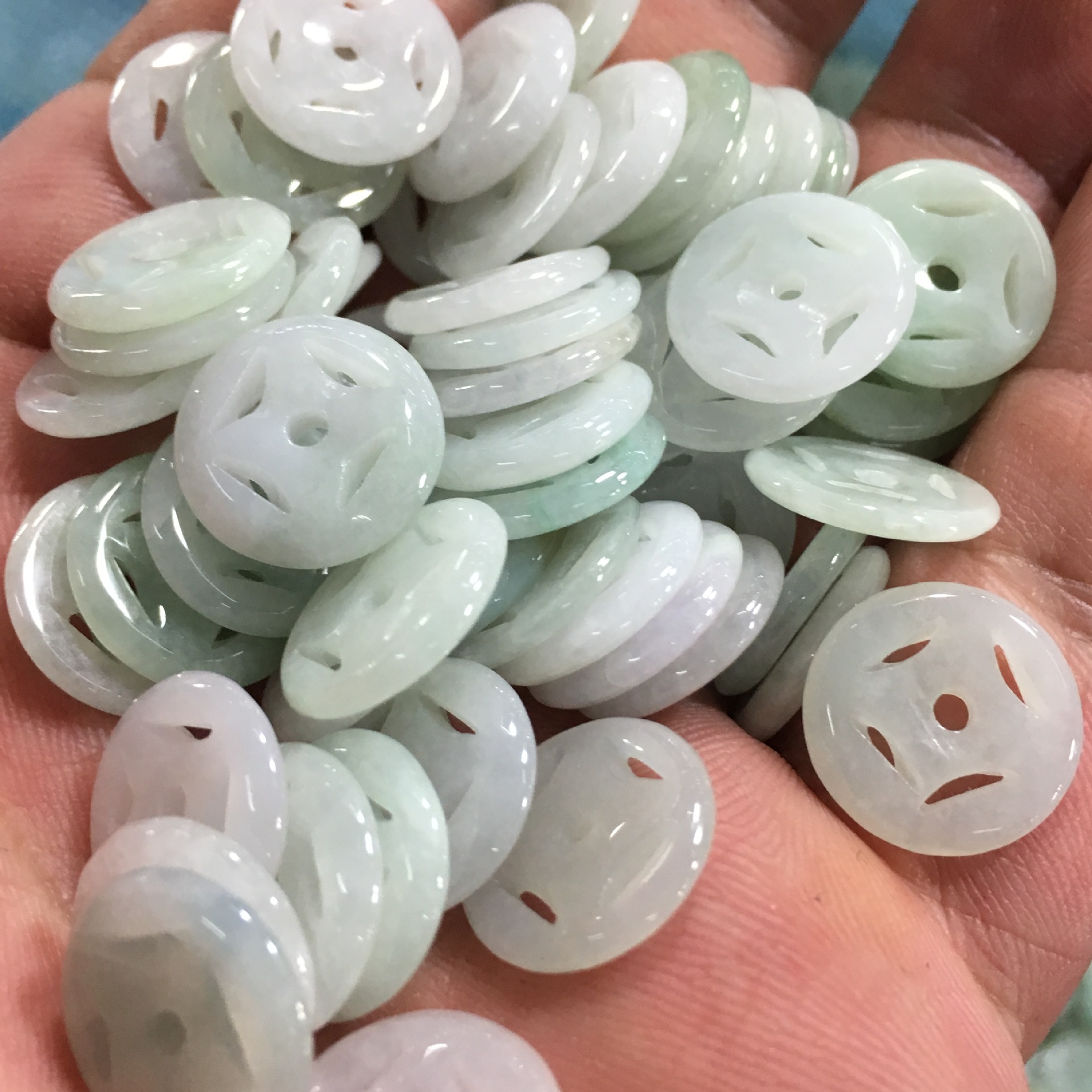 缅甸翡翠DIY手工玉饰品配件散珠玉石翡翠薄片金钱扣散珠