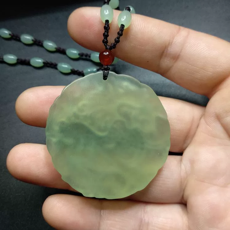 Natural ore jade, fashionable pendant for men and women