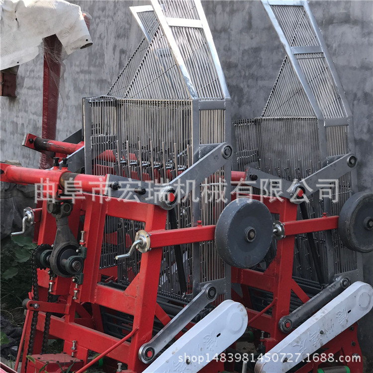 大型花生收获机 四轮拖拉机悬挂花生收获机 直销收获机械5是5全新