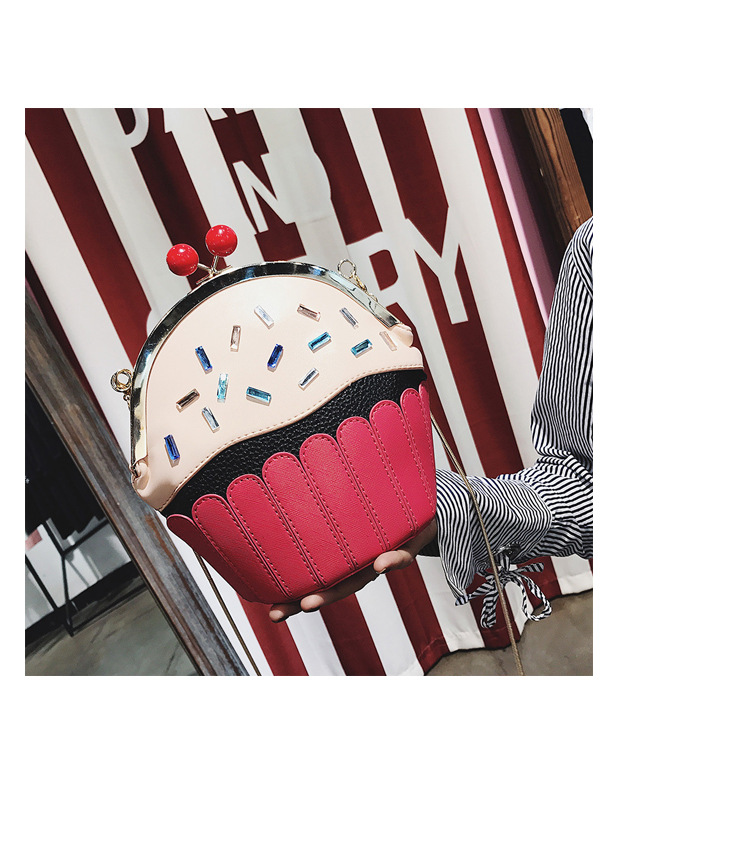 Women's Small Pu Leather Ice Cream Cute Bucket Clipped Button Shoulder стиле bag display picture 2