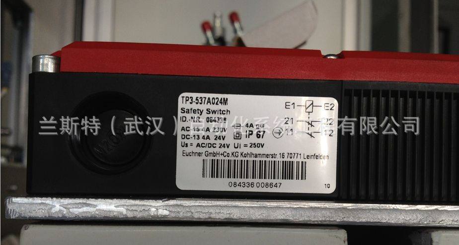 TP3-4121A024M OCST switch EUCHNER