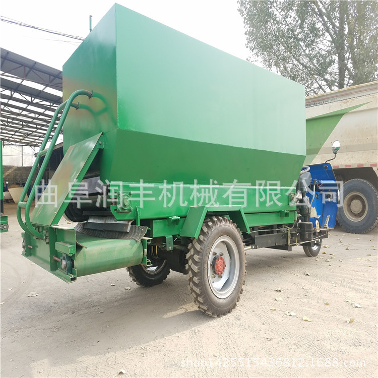 老人也能用撒料车 江口县电动车配套喂料机