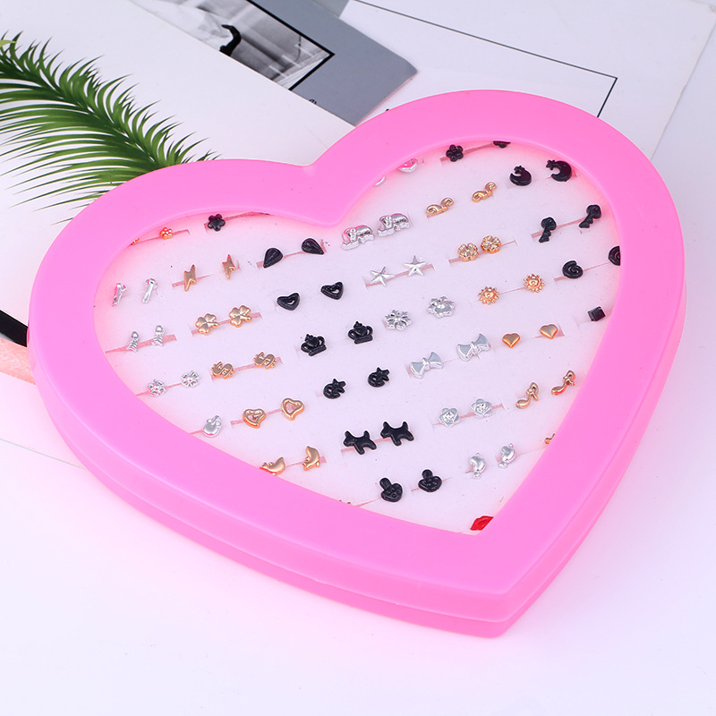 2018新款韩版女士迷你36对爱心耳钉礼盒装 塑料树脂耳钉厂家批发|ms