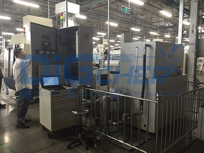 数控加工中心高压水去毛刺机