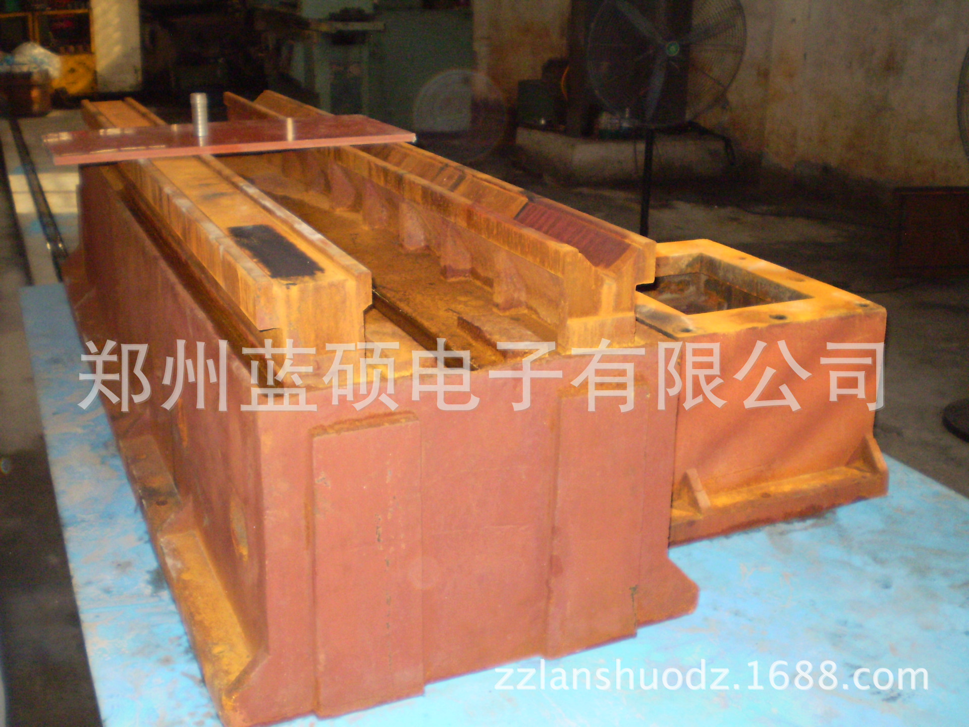 福建160磨床表面床淬火设备，导轨感应淬火机床，工作台淬火机