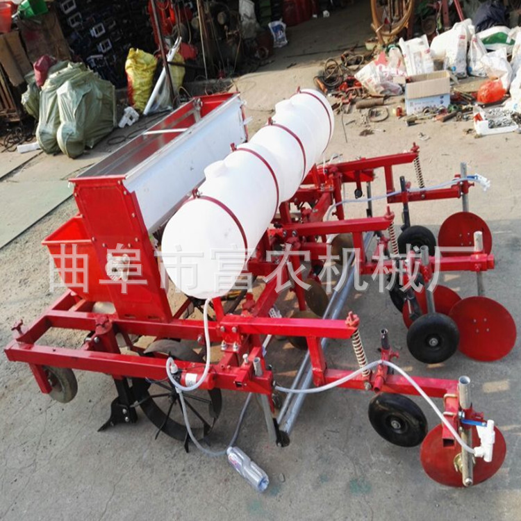 花生播种覆膜机 新型花生覆膜播种机 多功能播种机