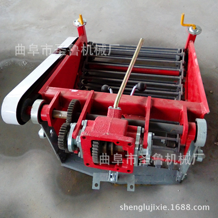 土豆收獲機(jī)17