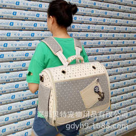 狗狗双肩背包宠物背包狗狗双肩背带包猫包外出斜挎包透气便携狗包