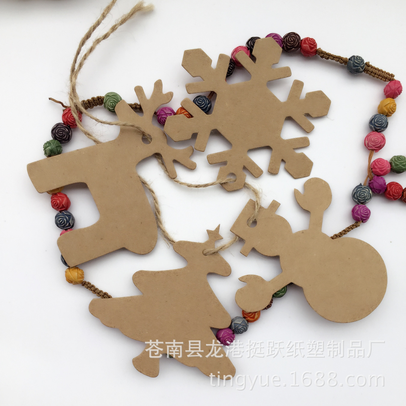 现货 圣诞节爆款 麋鹿 雪人 雪花 圣诞树 4款一套 牛皮纸吊牌标签
