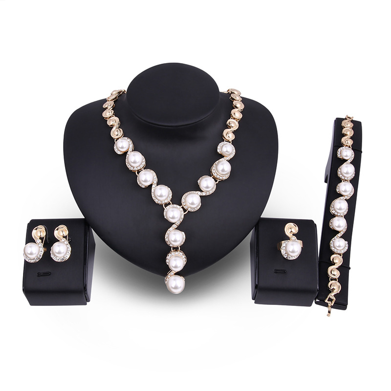 fashionable sophisticated necklace and earrings from pearl