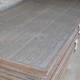 江苏高碳铬耐磨板   扬州复合金属堆焊板价格  耐磨板图片