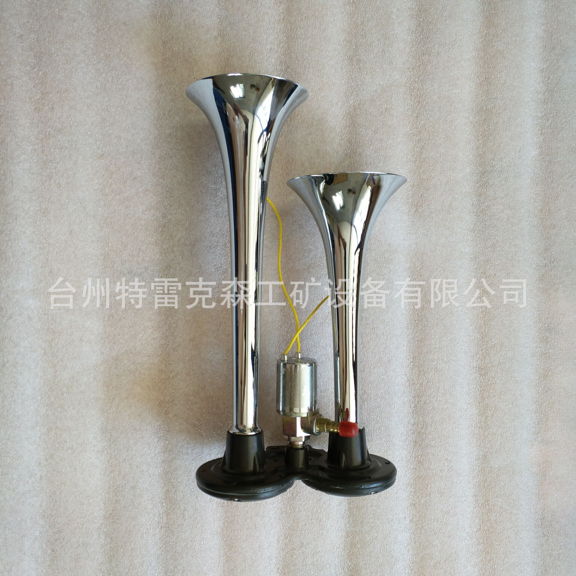 供应 TEREX PARTS  特雷克斯原厂矿车配件 TR60喇叭15041157原