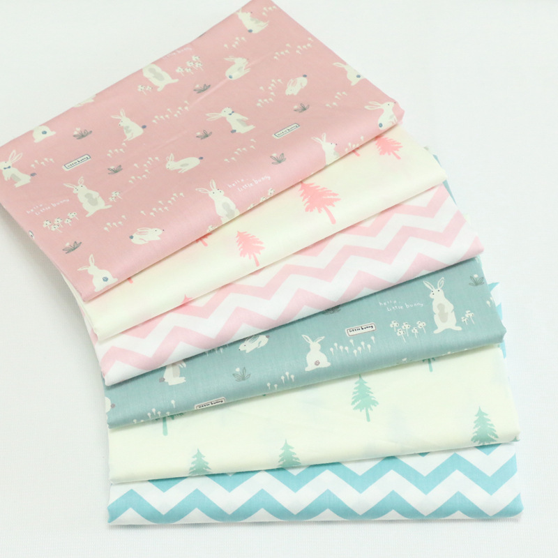 卡通小兔子印花布料 宝宝全棉床单被套包被斜纹面料批发 厂家供应