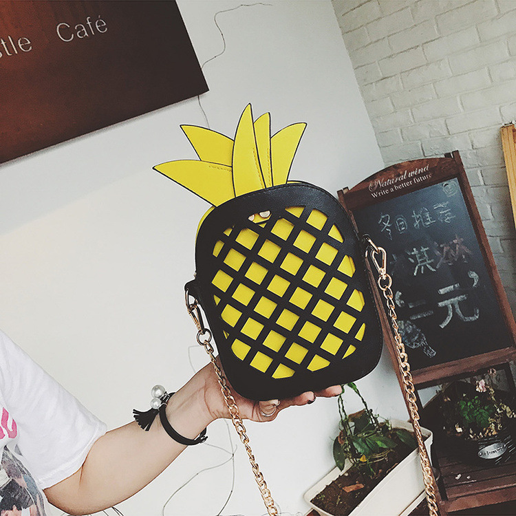 女生时尚包包女2017新款潮斜挎包韩版咖啡杯链条女包个性创意