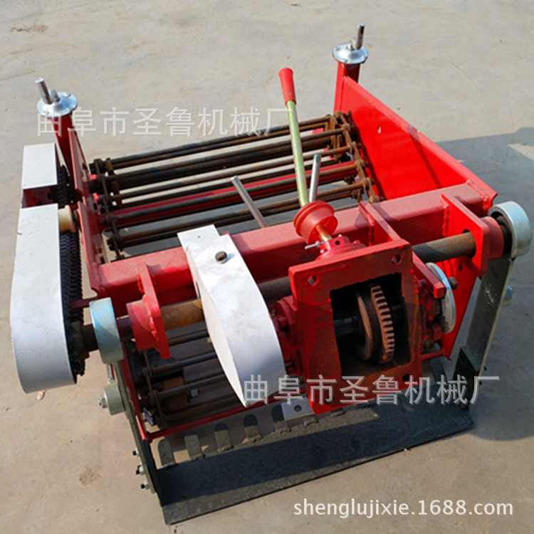 土豆收獲機(jī)13