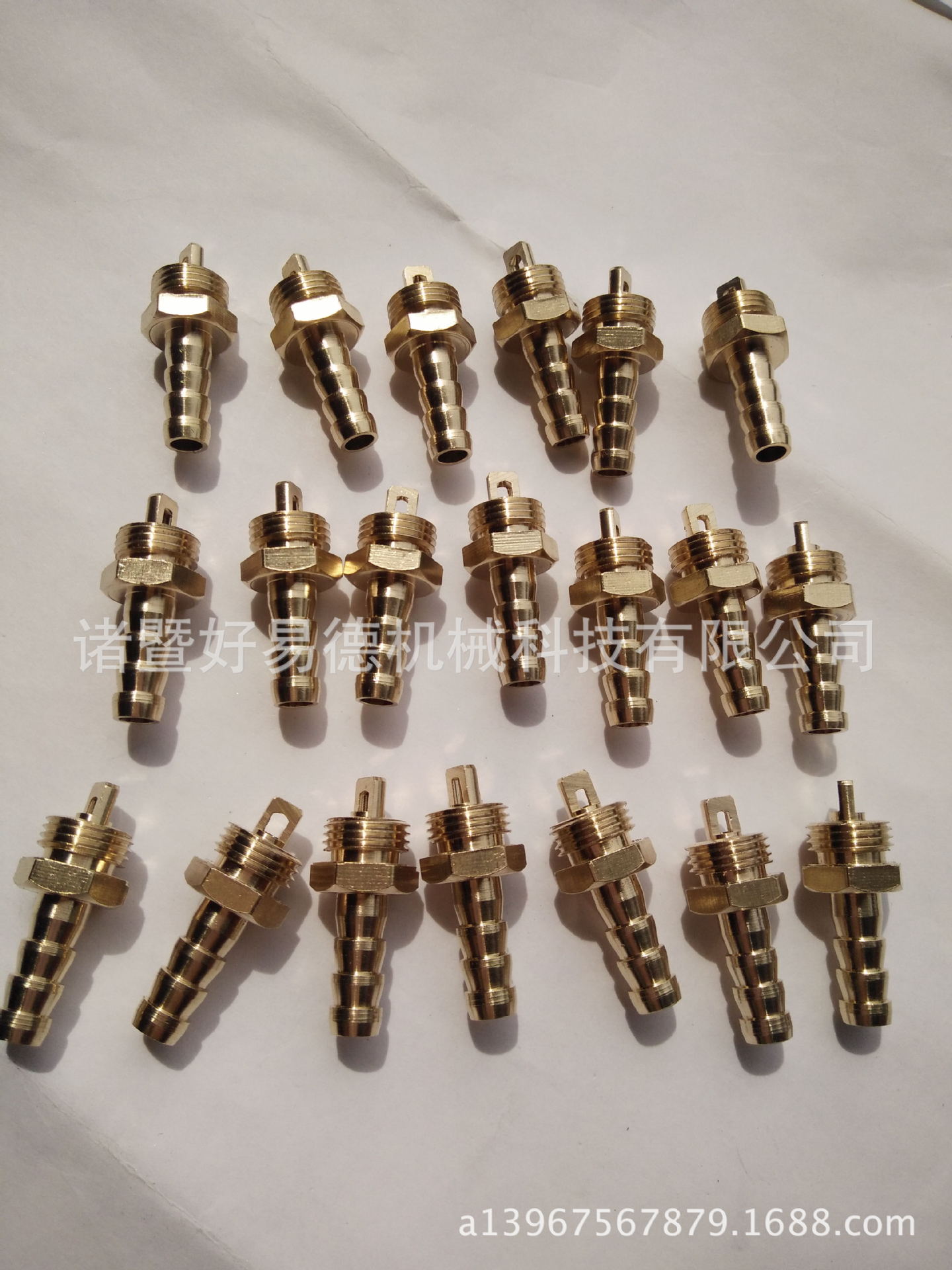 铜件加工，胎压枪管头夹式打气嘴铜接头软管宝塔接头