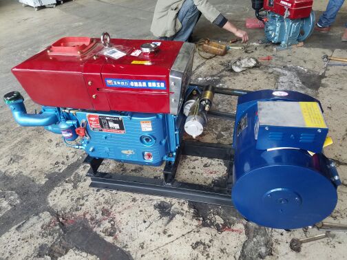 云南昆明玉柴YC1115配15KW电启动柴油发电机组