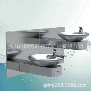 Factory Supply Outdoor Portable Rechargeable ro Reverse Osmosis Water Purifier Energy Saving Water Purifier Outdoor Drinking Table