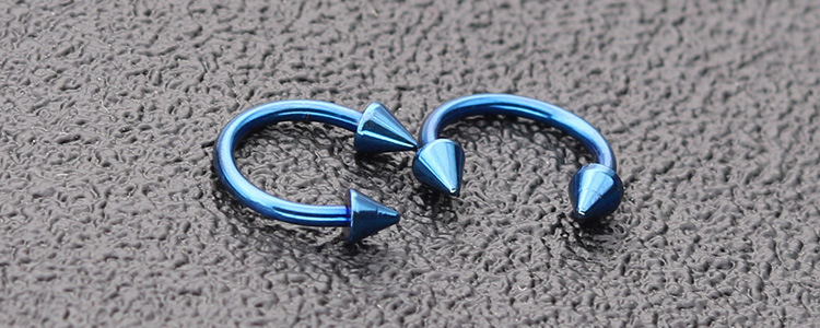 4410357915_996853077