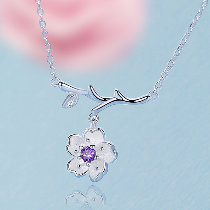 classic necklace
