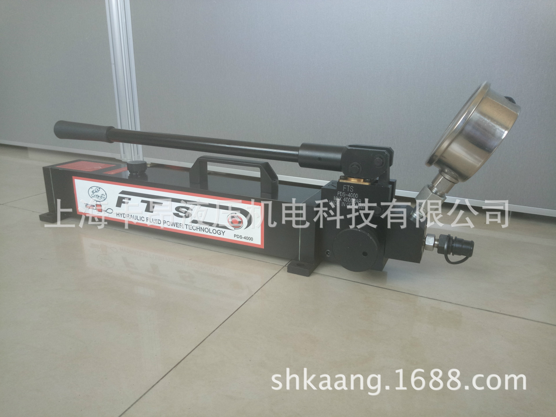 卡昂供应德国进口超高压手动泵FTS液压泵4000Bar超高压手动打压泵-阿里巴巴