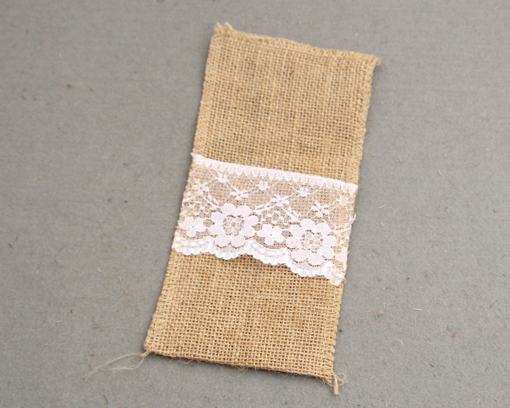 3755355179_1949738207