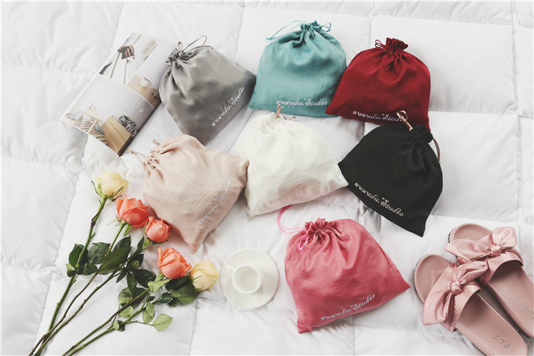 AB5DD106-1481-4C6B-AC53-302F1C