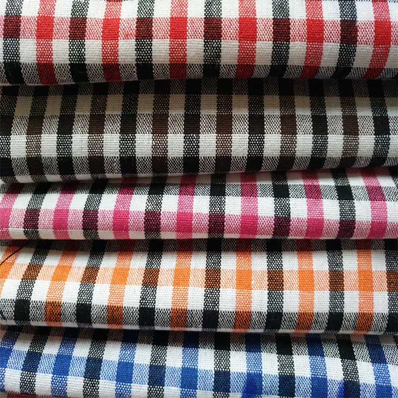 厂家直销 涤棉衬衫布 色织条子格子 现货供应衬衫面料 色织棉布