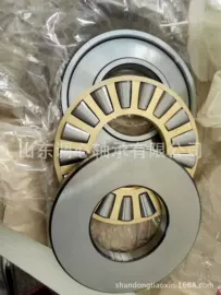 调心滚子轴承;深沟球轴承;圆锥滚子轴承