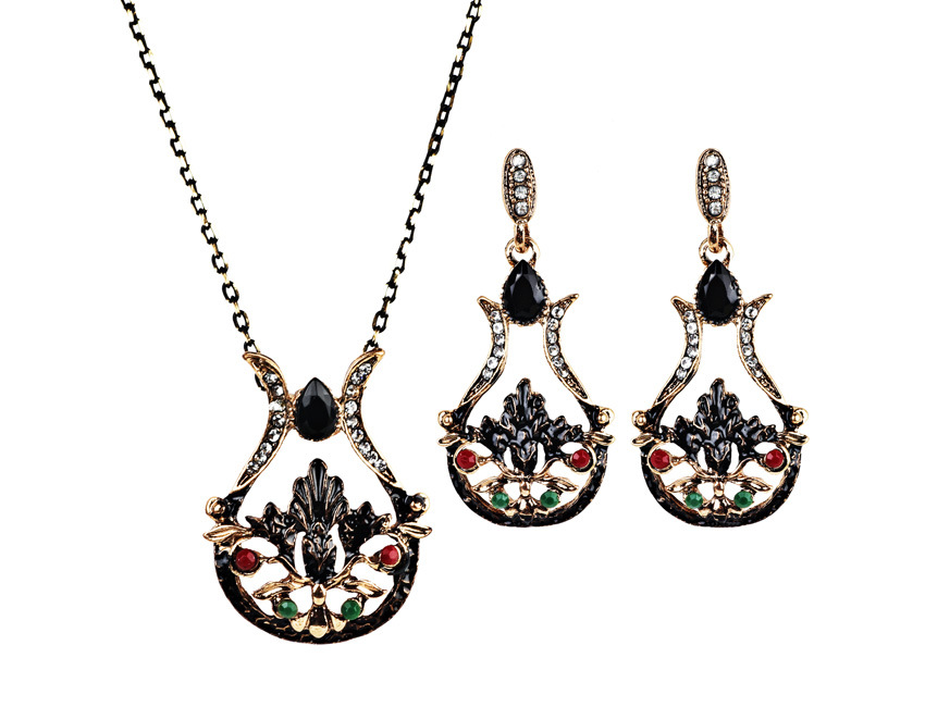Vintage Vase Pendant