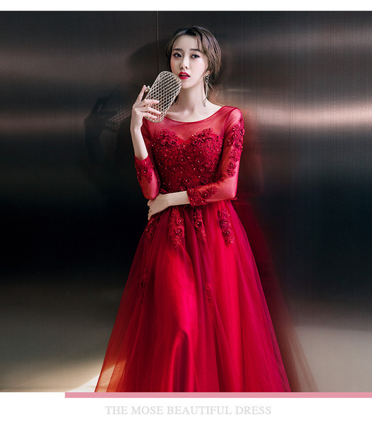 A new winter clothing bride thin long sleeved lace wedding party dress long engagement back