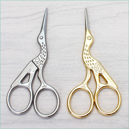 Stainless steel gold-plated crane scissors, 9.3cm yarn scissors, tattoo cross-stitch scissors, thread scissors, tailoring scissors