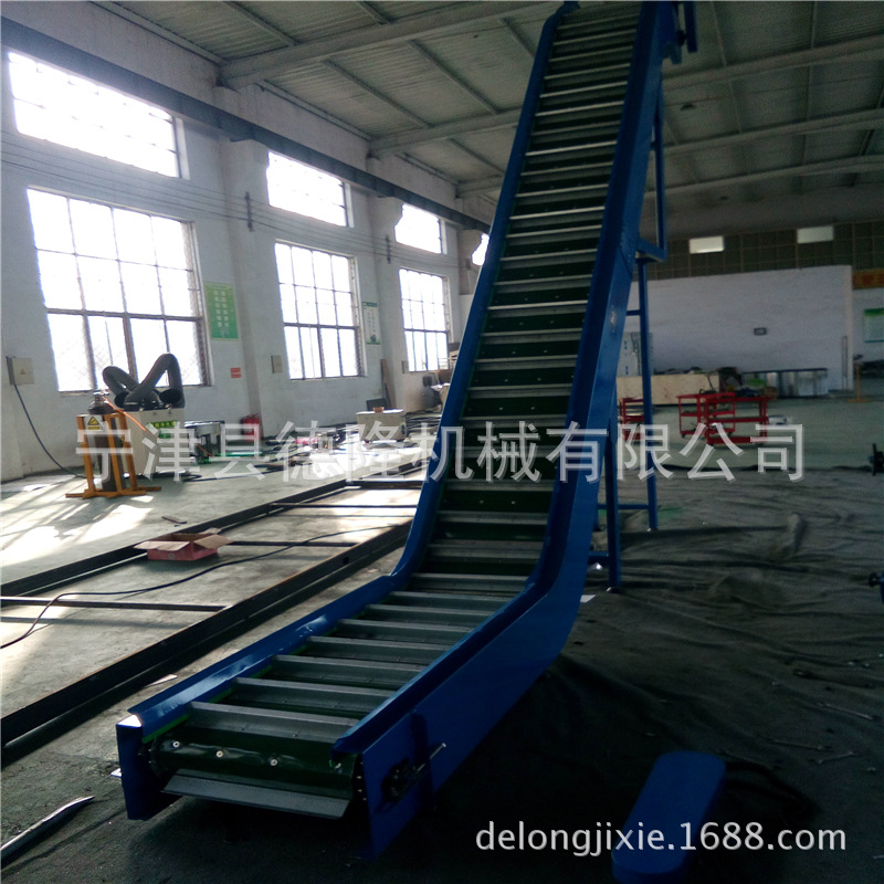 大倾角链板式输送机食品级输送机不锈钢链板提升生产线