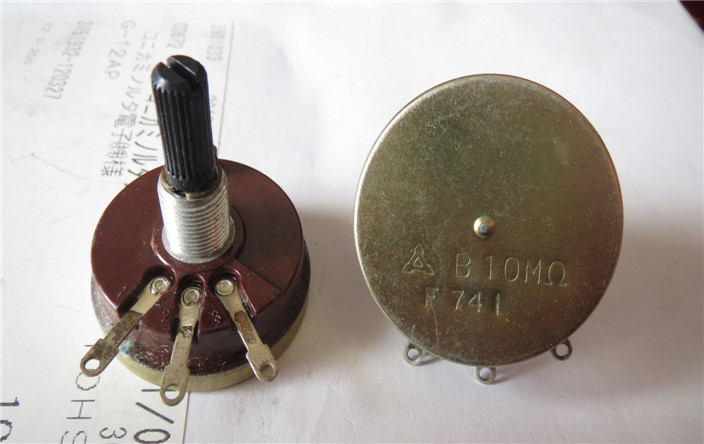 F741 B10M进口日本松下电位器 10兆 柄长25MMX6 开孔9MM